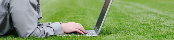 3 Businessman with laptop 61